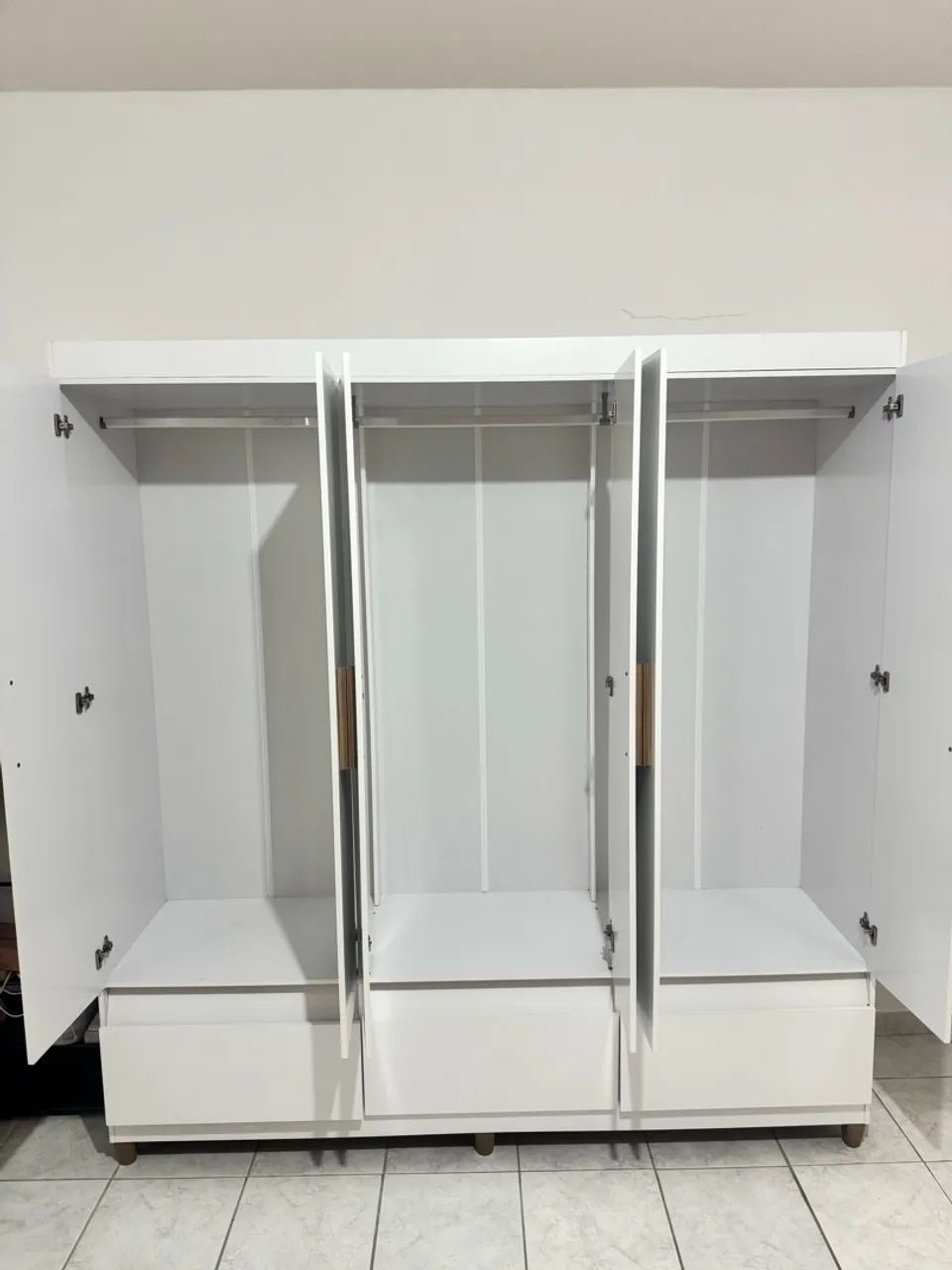 Guarda-roupas branco  - Foto 2