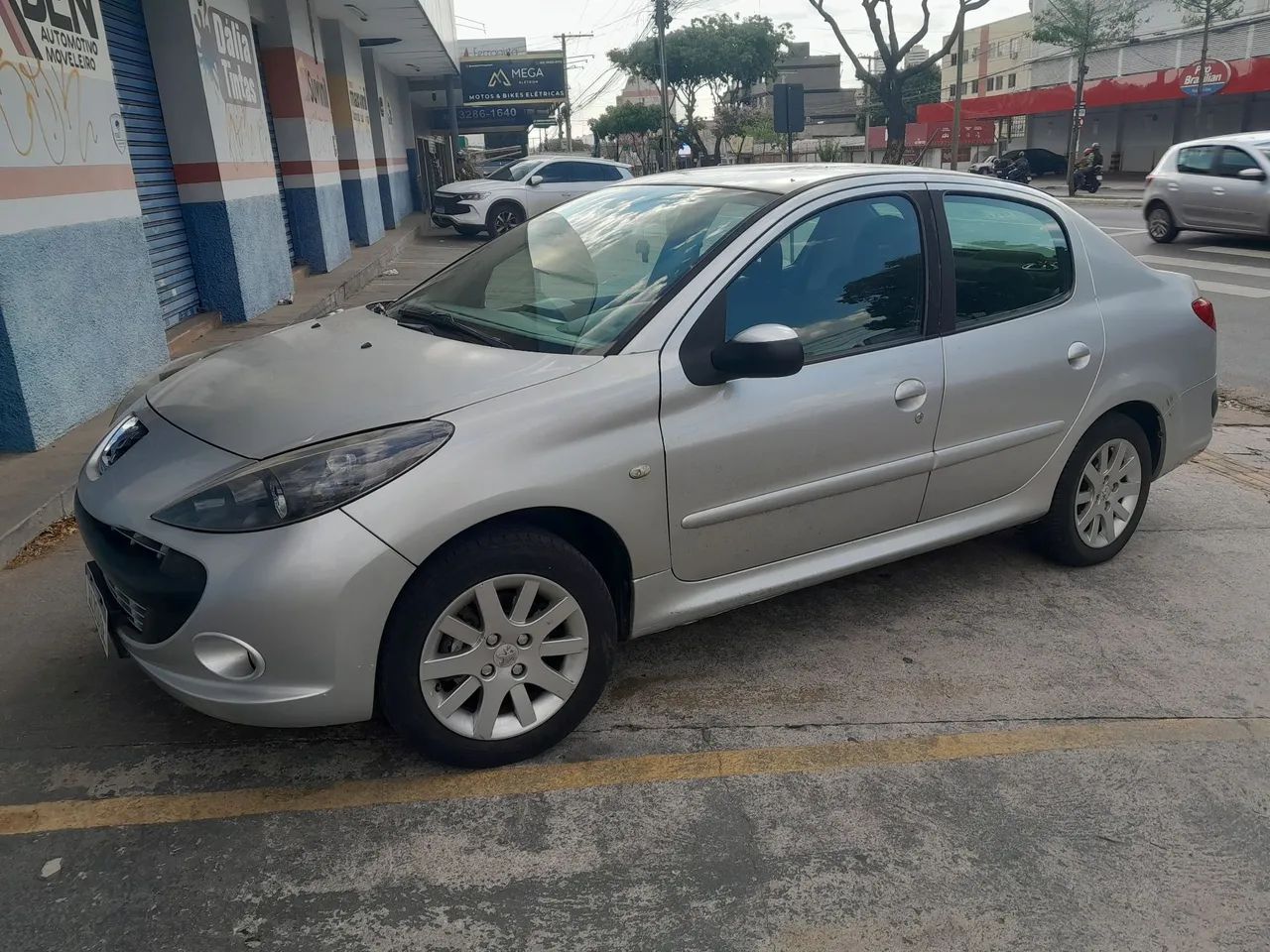 Peugeot 207 207 Sedan Passion XS 1.6 Flex 16V 4p Aut 2011