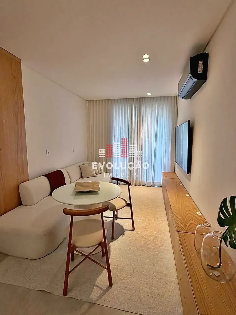 Apartamento | 2 Suítes | Mobiliado, a 80m da Praia de Jurerê, Florianópolis - Foto 2