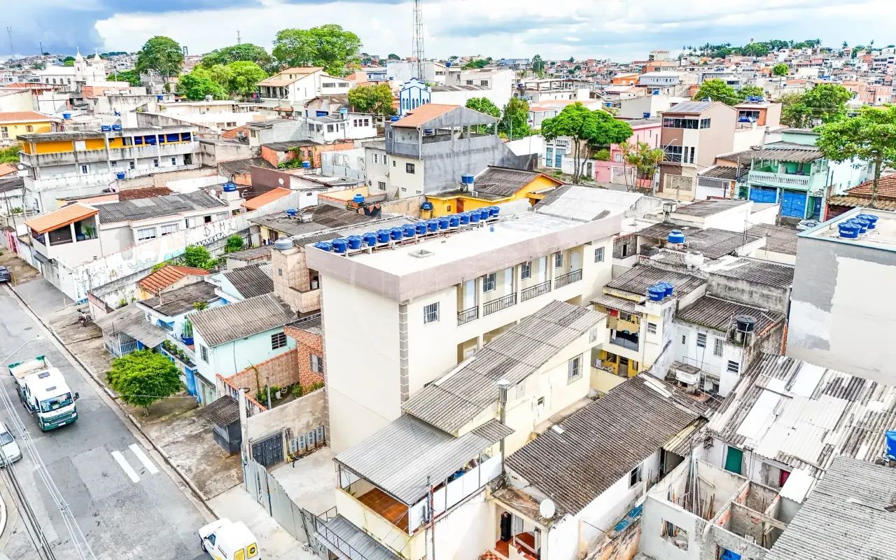 Prédio comercial com Kitnets à venda no Jardim Iporanga