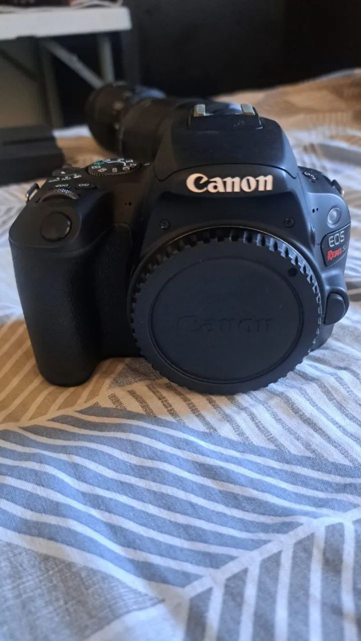 Camera Canon SL2  - Foto 2