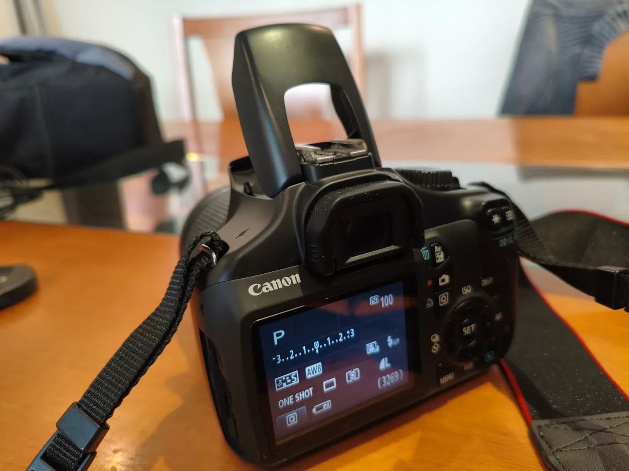 Canon T3 Rebel com 11k cliques - Foto 3