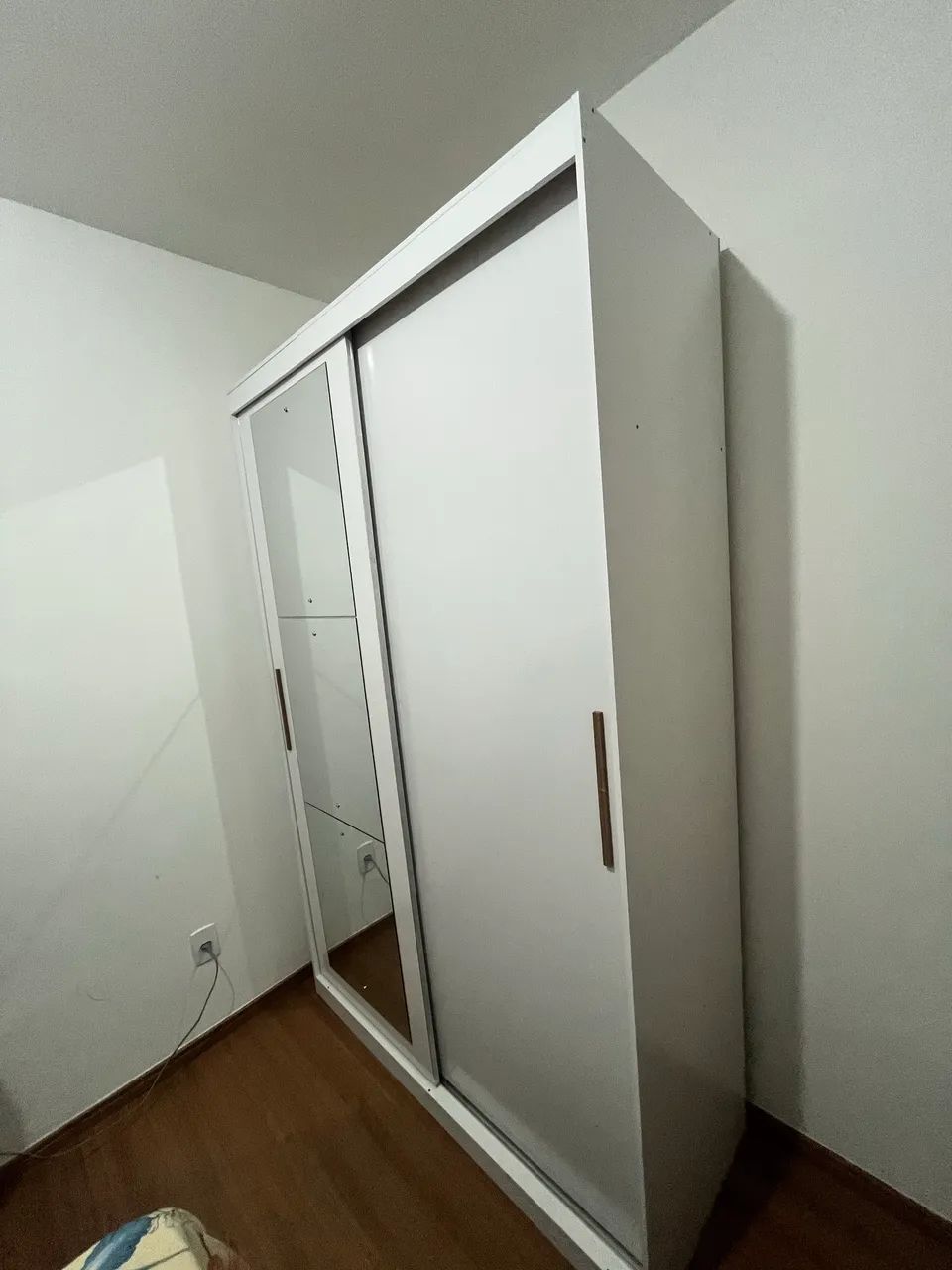 Vendo Guarda-Roupa Solteiro Bartira  - Foto 3