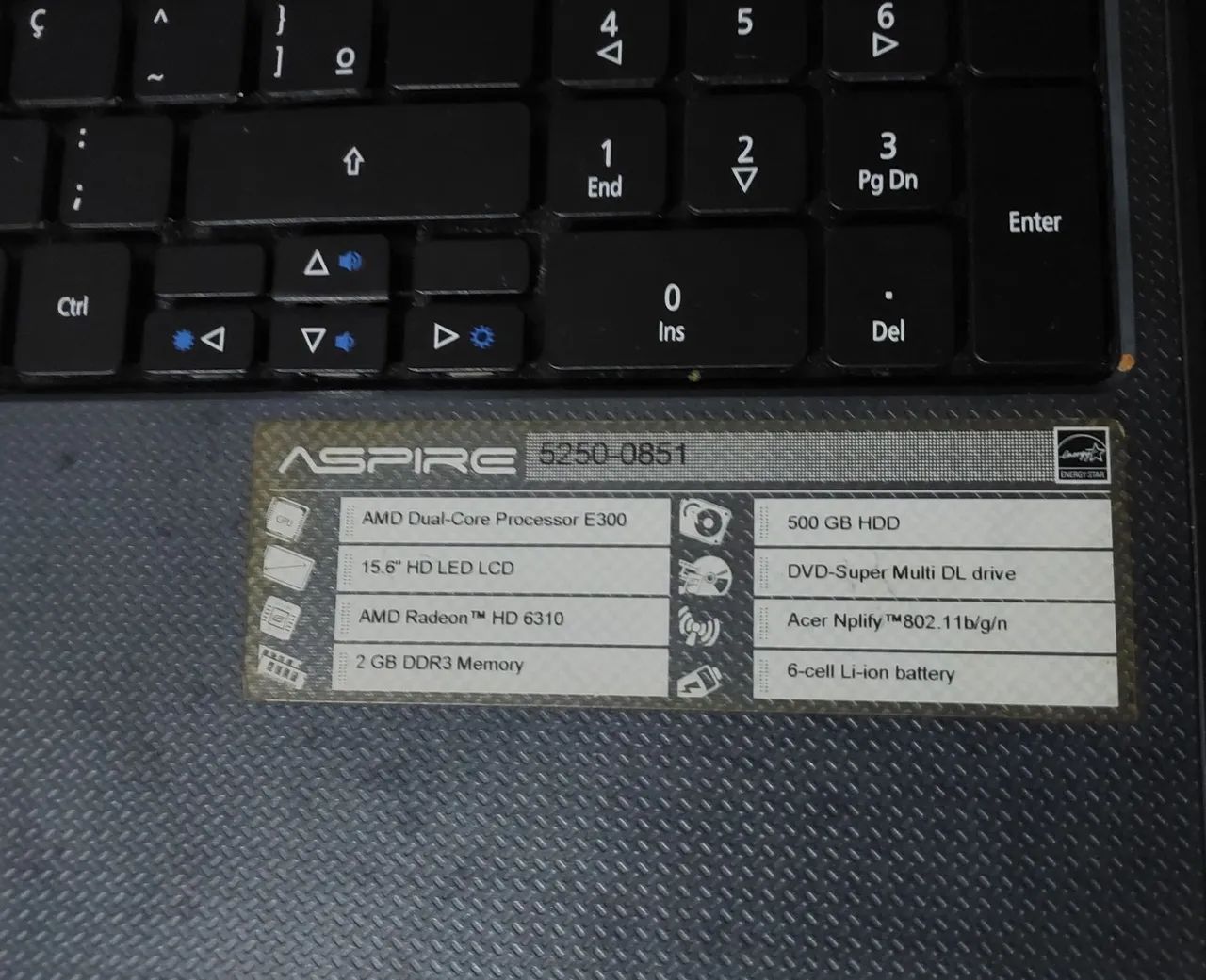 Vendo um notebook velho por 450 .  - Foto 2