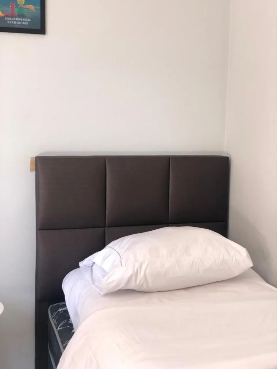 Cabeceira para cama de solteiro em corino marrom - Foto 3
