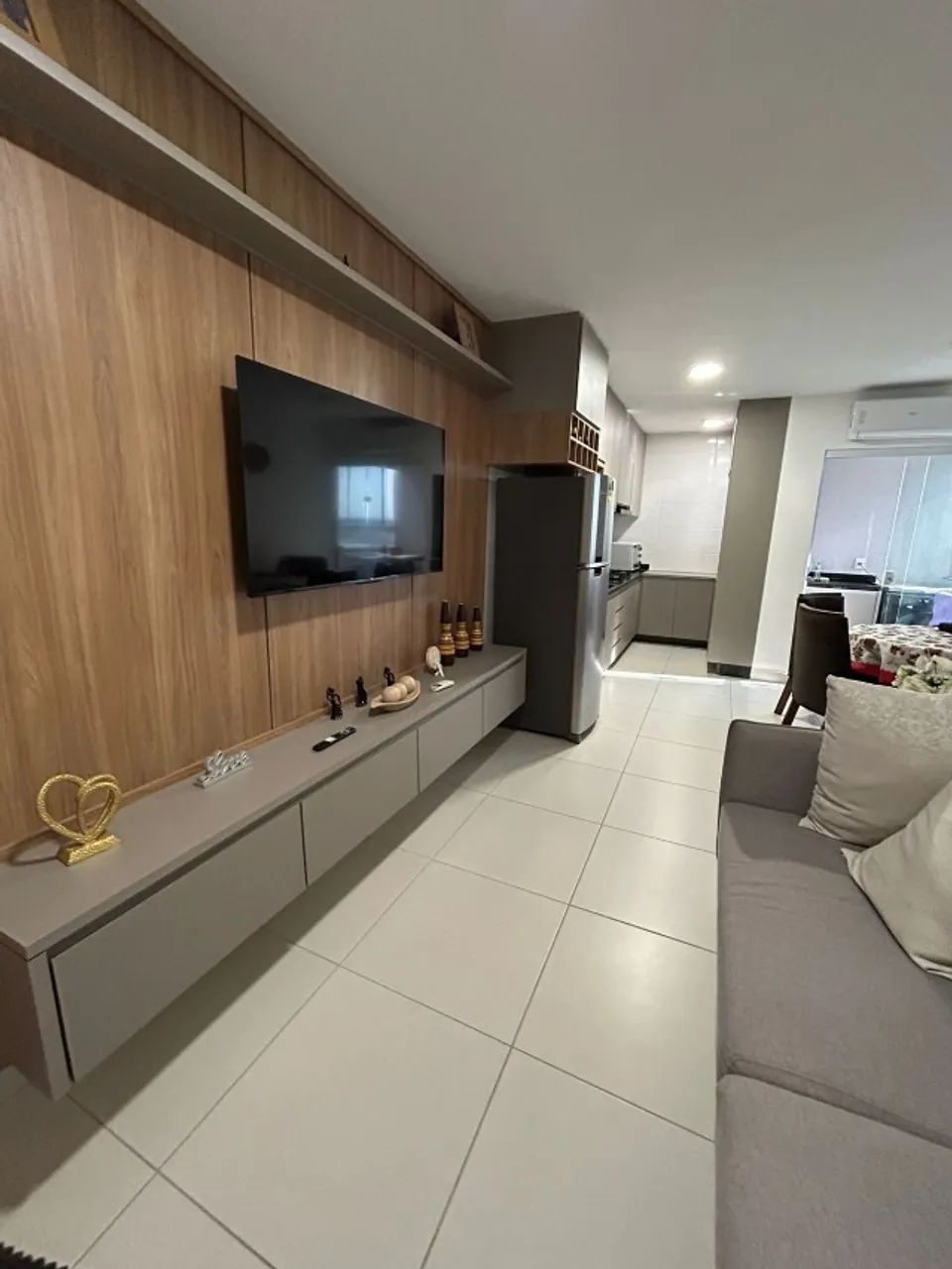 Apartamento 2 quartos com suite e sacada -  bairro Novo Mundo 