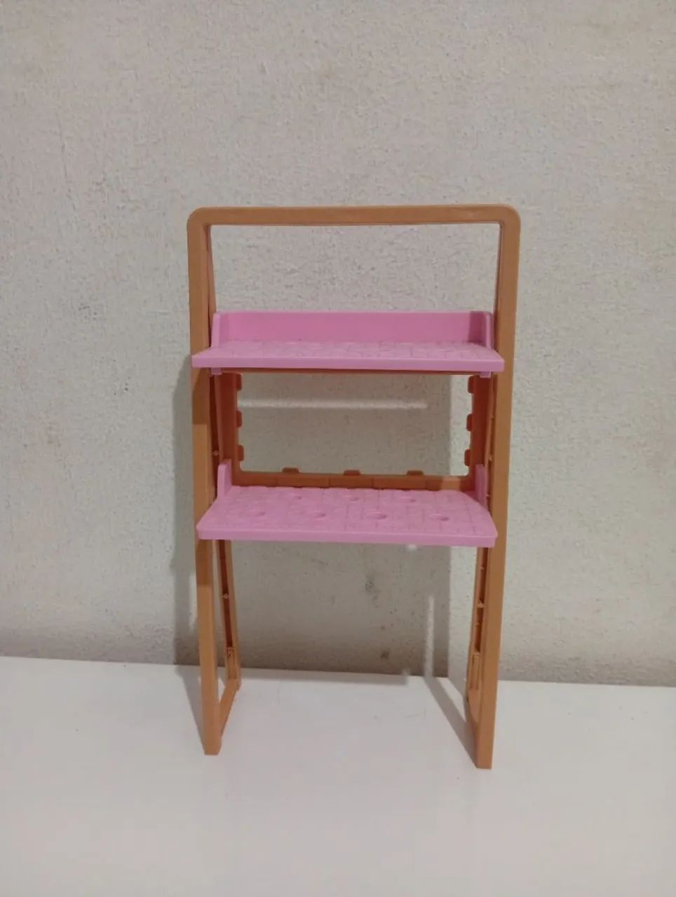 Estante para casa da Barbie 