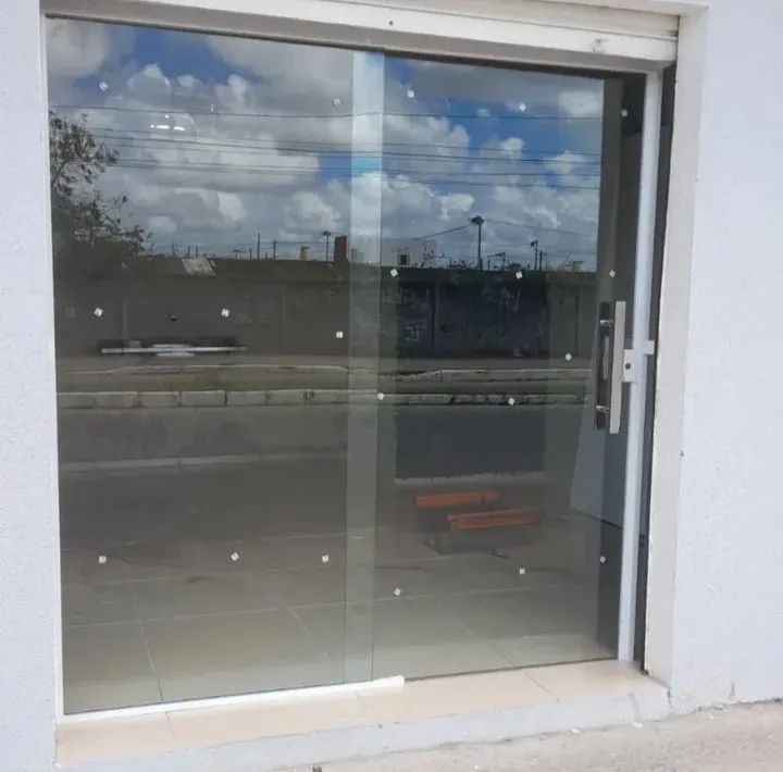 Vidraçaria e serralharia em alumínio  - Foto 3