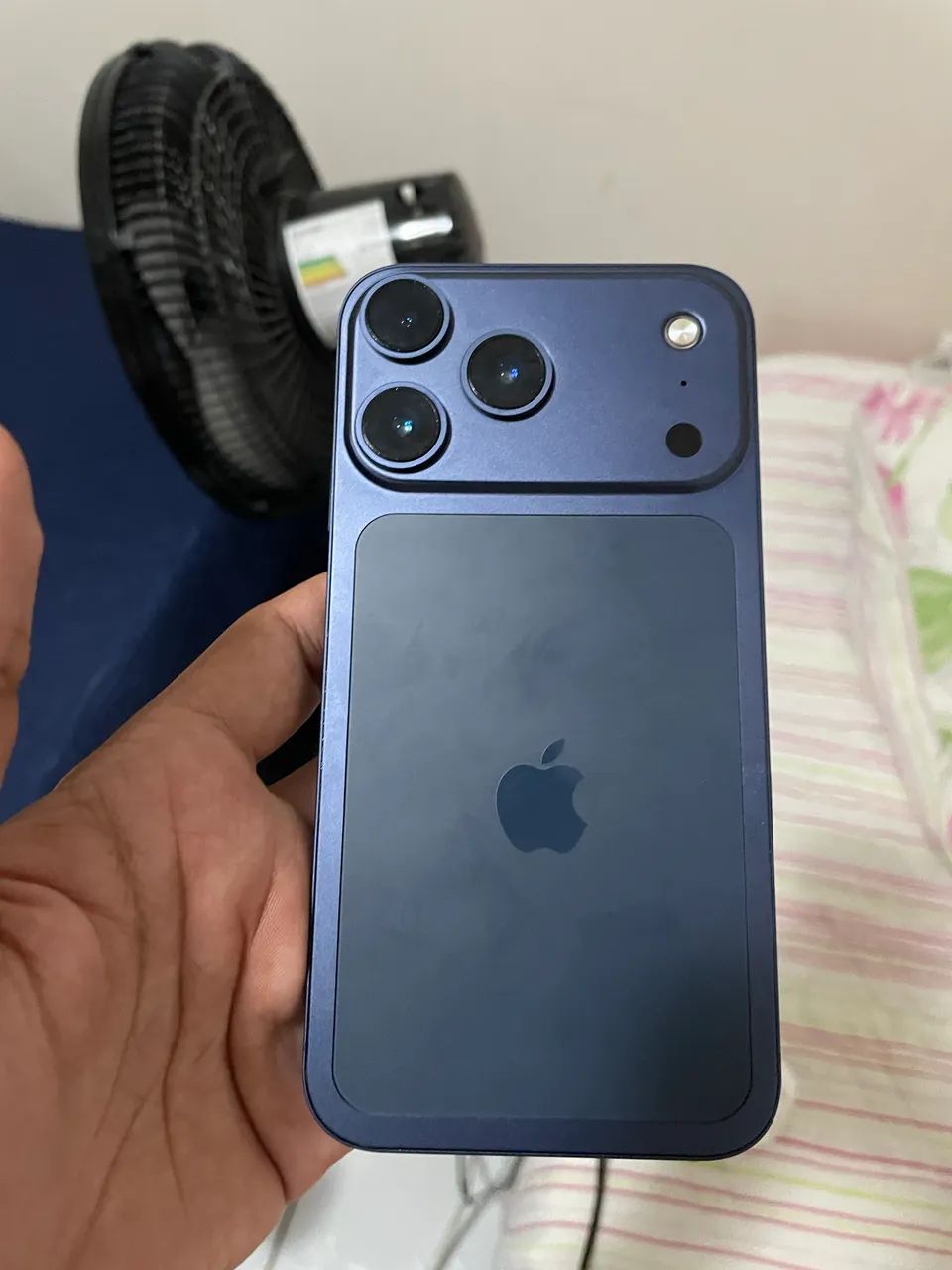 IPhone XR na carcaça do 17 pro  - Foto 2