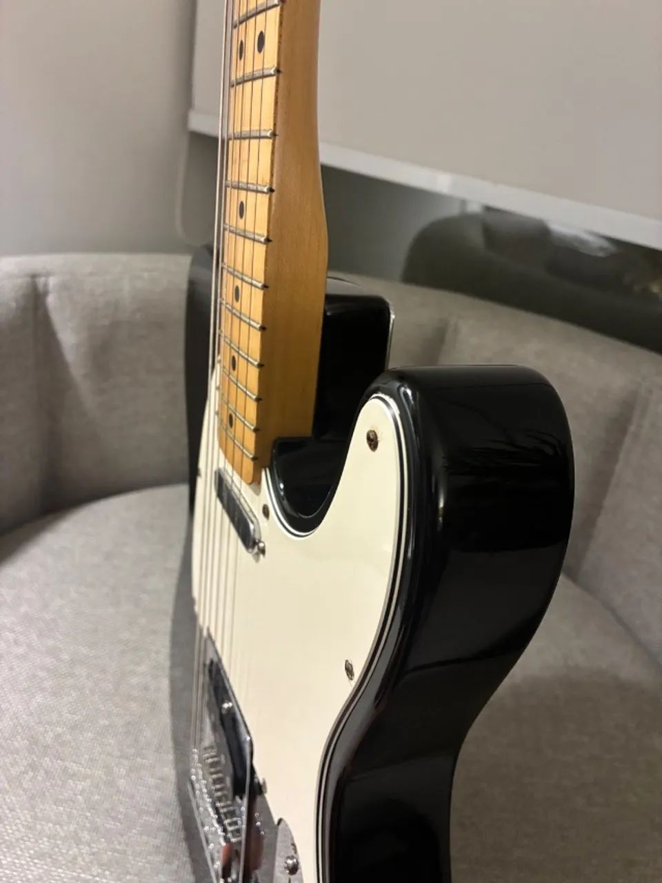 Fender Telecaster MIM 2004 como nova