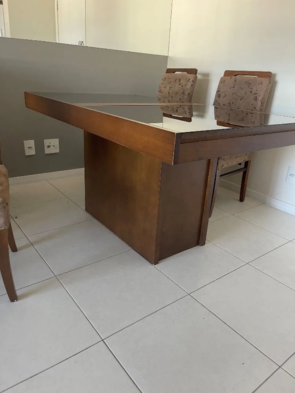 Mesa de jantar 6 e 8 lugares  - Foto 2