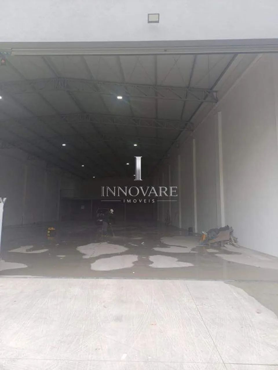 Maravilhoso Galpão com 1.100 m²