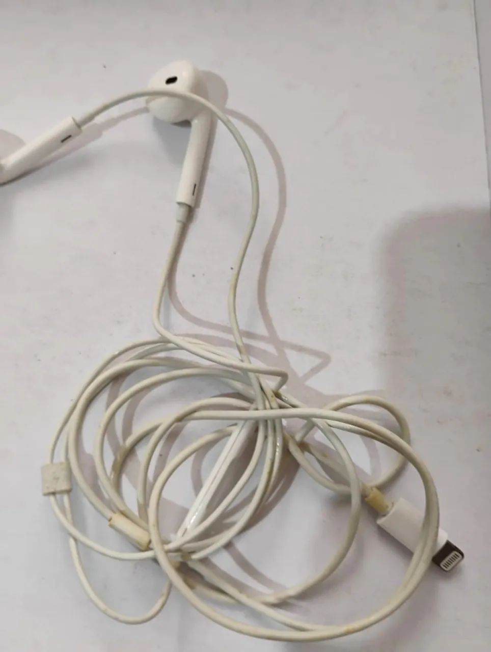  Fones de ouvido Apple EarPods conector Lightning e Carregador MagSafe Charger  - Foto 5