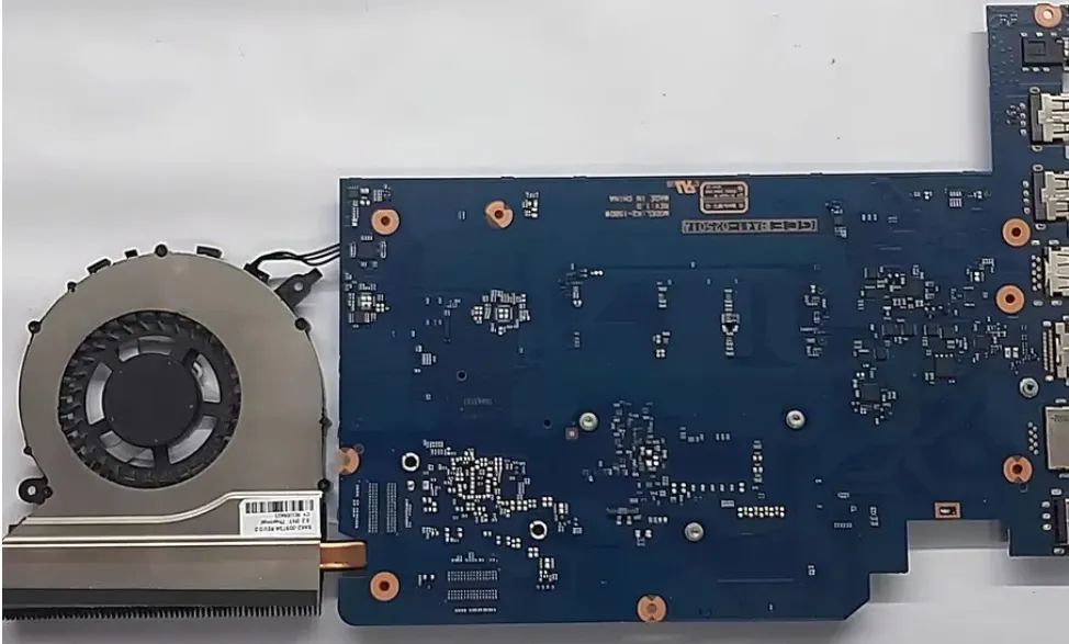 PLACA MAE  NOTEBOOK SAMSUNG NP 300