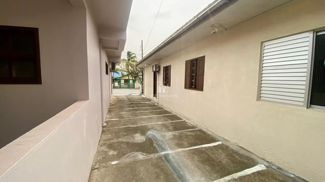 Conjunto de casas à venda em Garopaba/SC a 240m do mar com 5 unidades e matrícula - Foto 3
