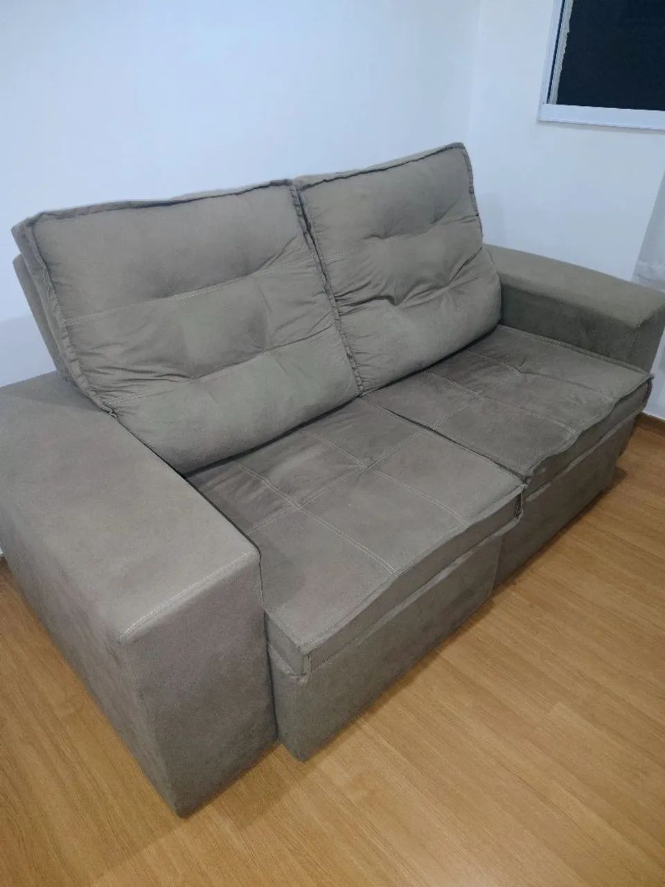 Sofá reclinável