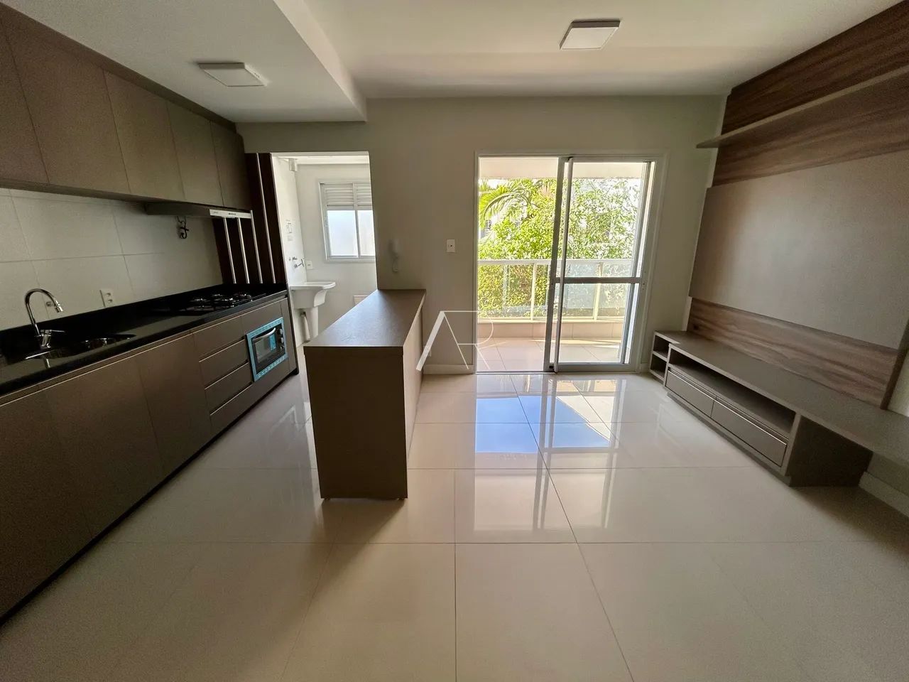 Apartamento 2 dormitórios sendo 1 suíte no Itacorubi, Florianópolis/SC - Foto 2