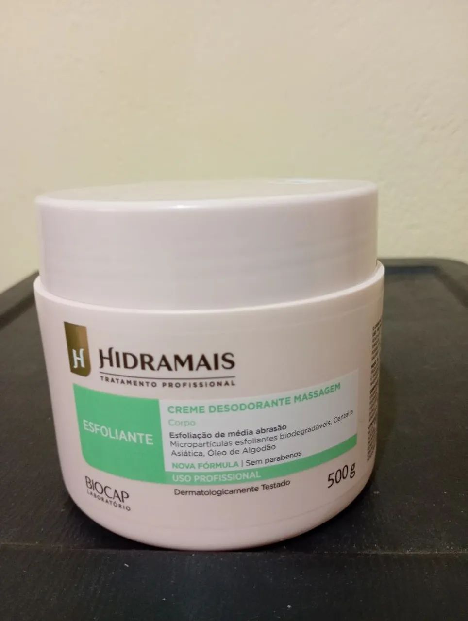 Creme esfoliante de massagem 