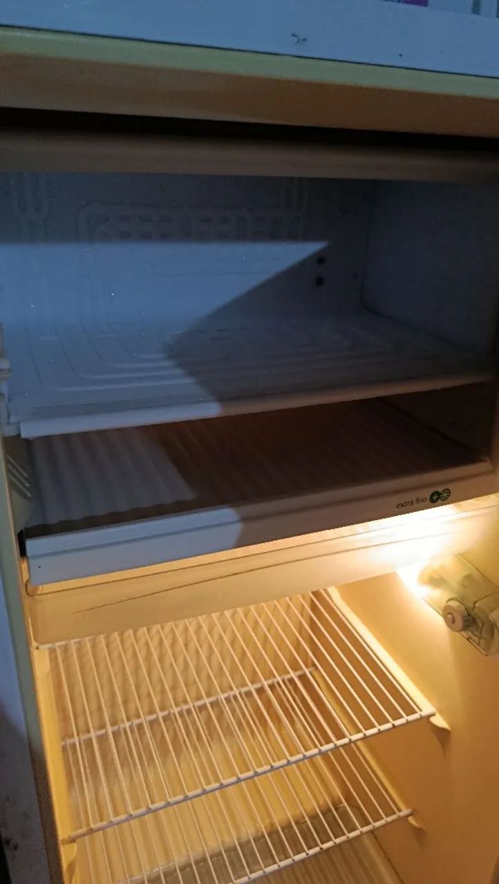Vendo geladeira  - Foto 4