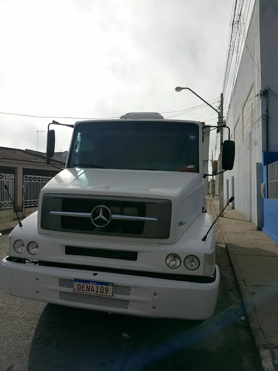 Vendo caçamba primeira  - Foto 2