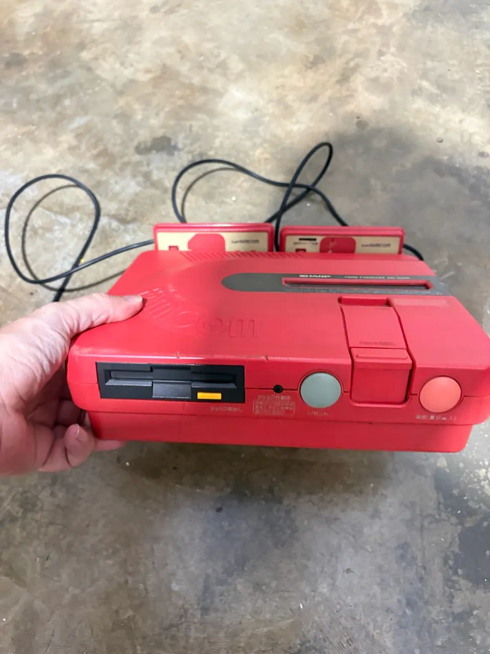 Console sharp twin famicom Nintendo com defeito - Foto 4