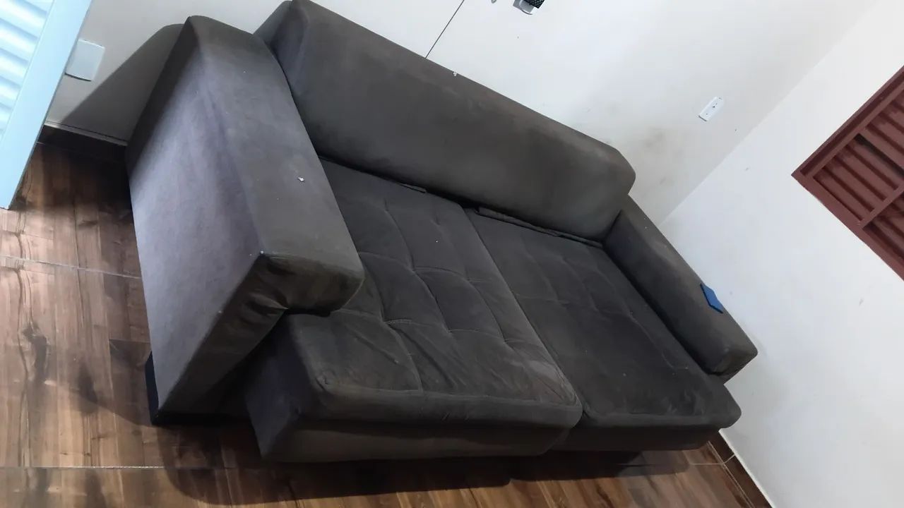 Vendo sofá retrátil..Riacho fundo 2