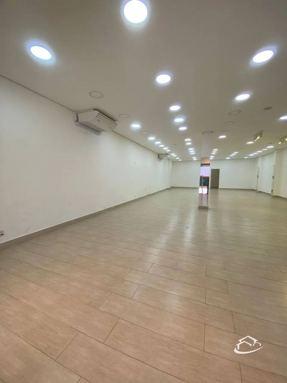 Ponto Comercial no Centro em Lorena para Locação. - Foto 2