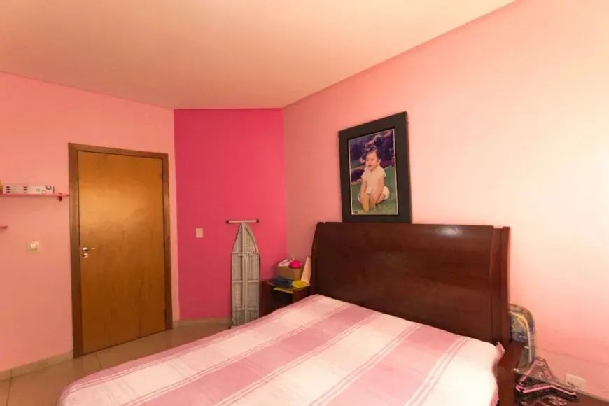 Vende-se casa no guará 
