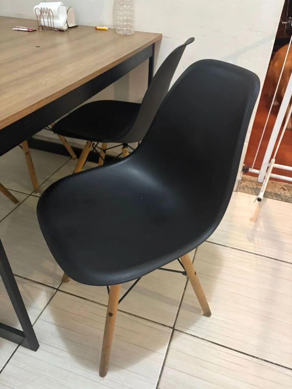 Mesa Industrial com 4 cadeiras - Foto 2