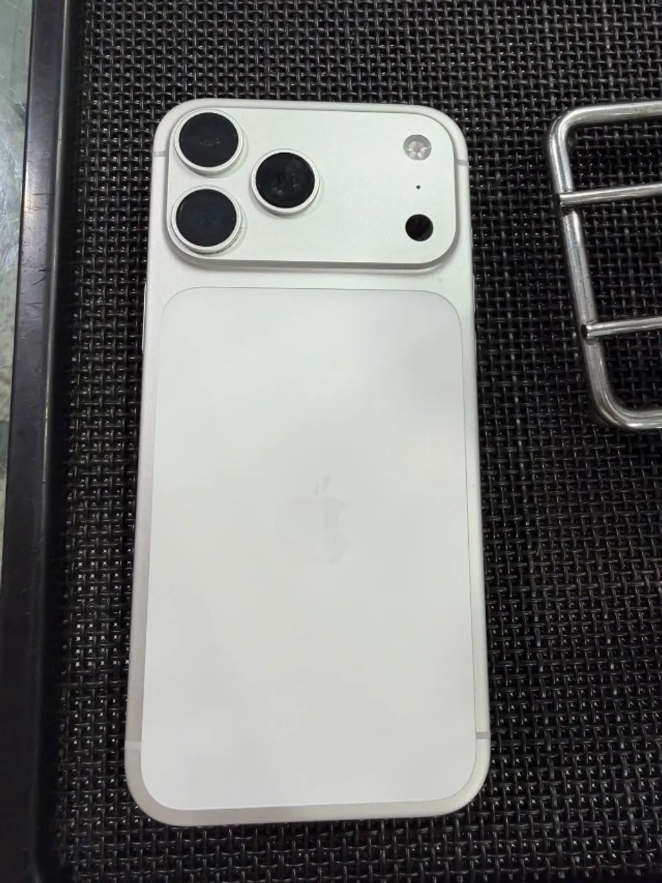 Iphone 17 pro max - Foto 2