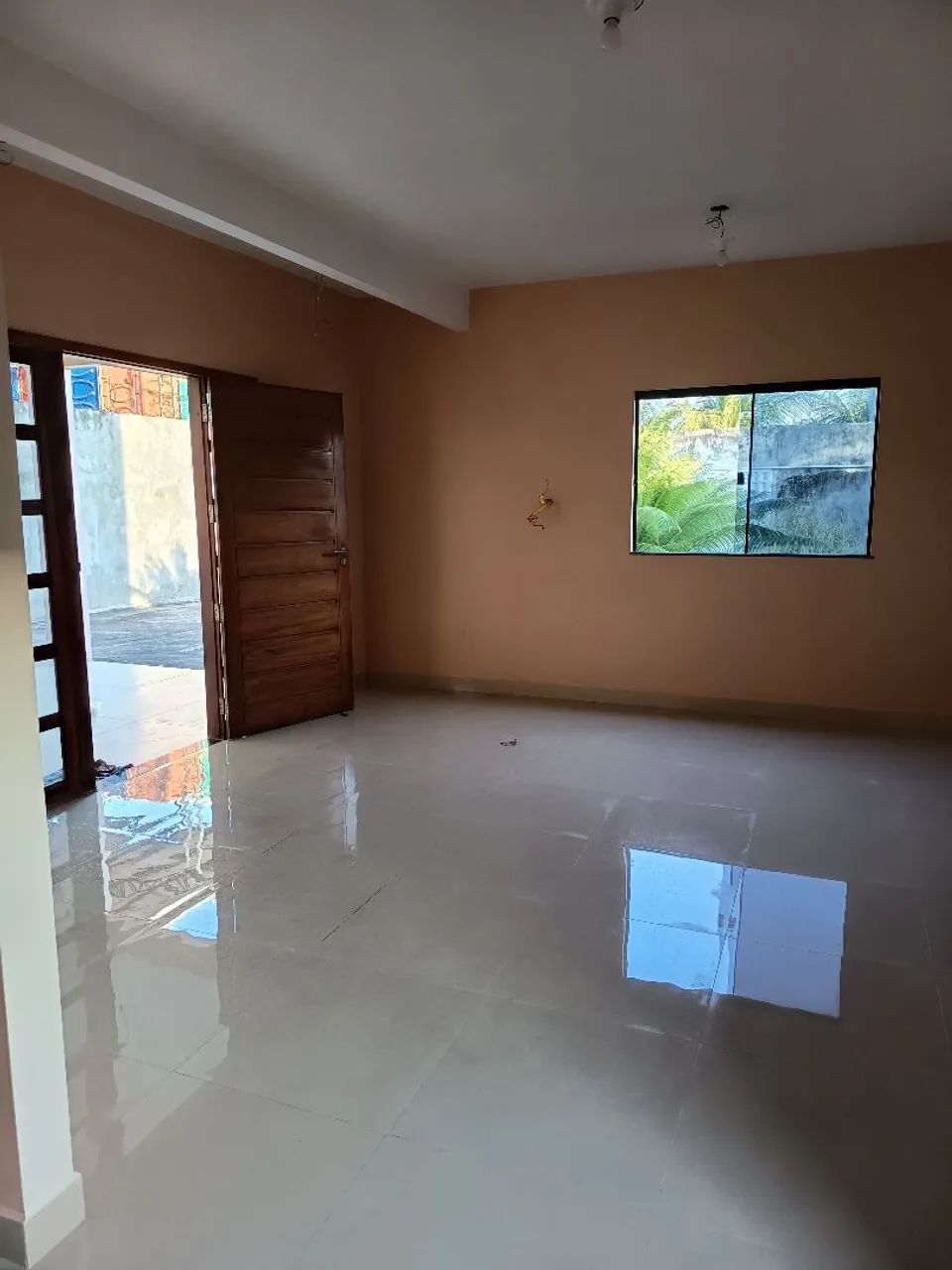 VENDE - SE UMA LINDA CASA NA ZONA OESTE  - Foto 3