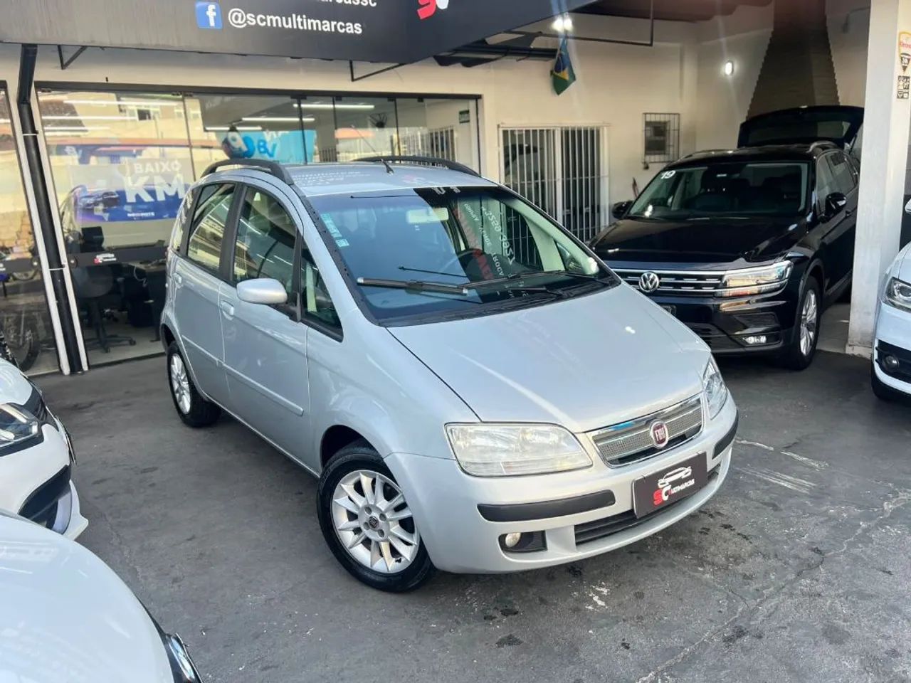 Fiat Idea ELX 1.4 MPI Fire Flex 8V 5P 2010 - Foto 2