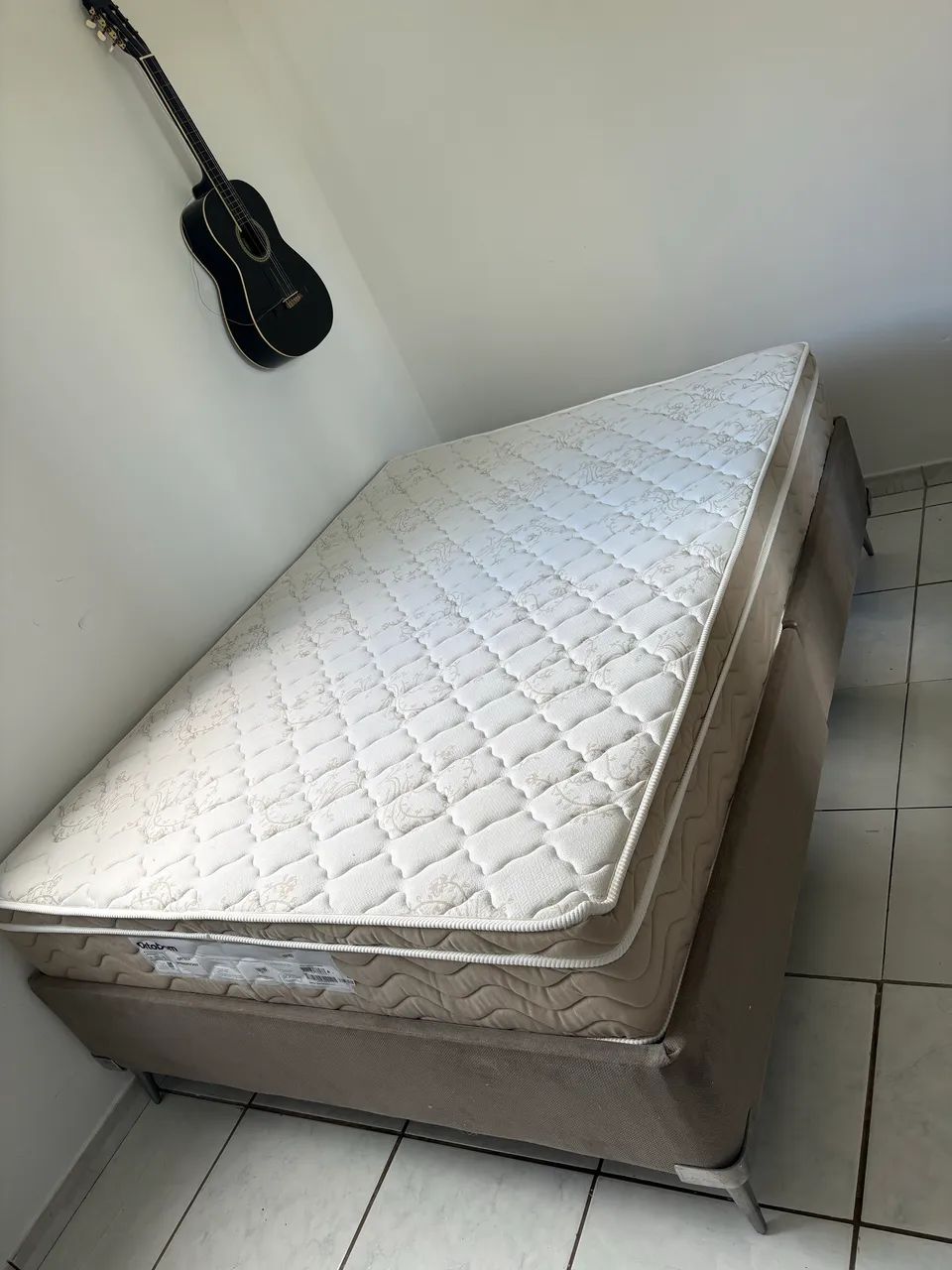 Cama box ortobom airtech 1,38 molas ensacadas 