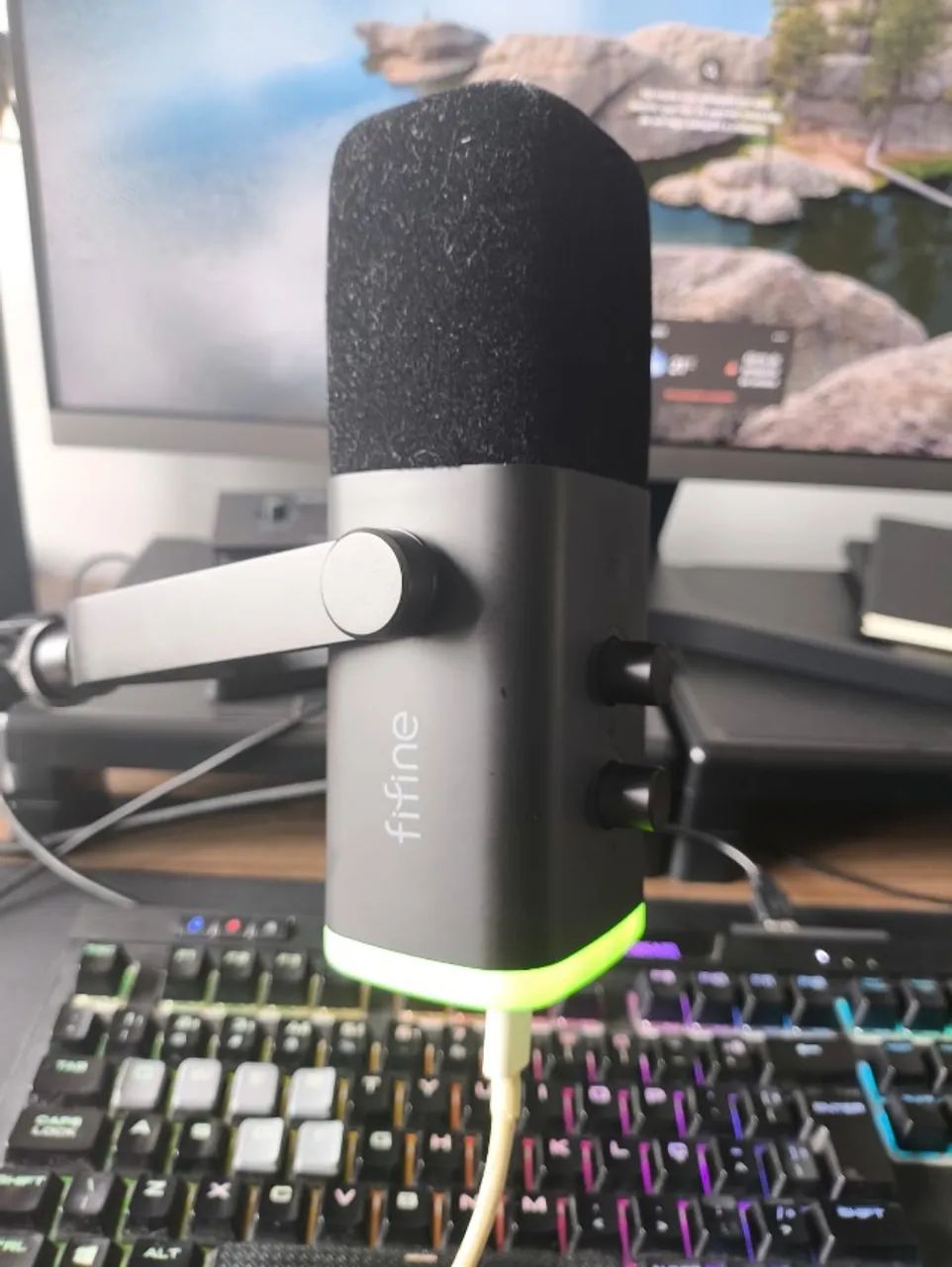 Microfone USB XLR Fifine com suporte de mesa fifine