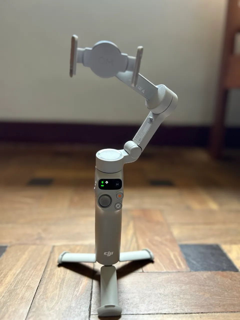 Estabilizador DJI Osmo Mobile 7 BR - Foto 4
