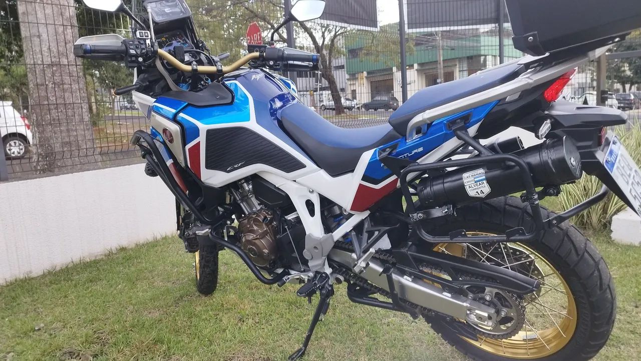 África twin NÃO  é dct - Foto 2