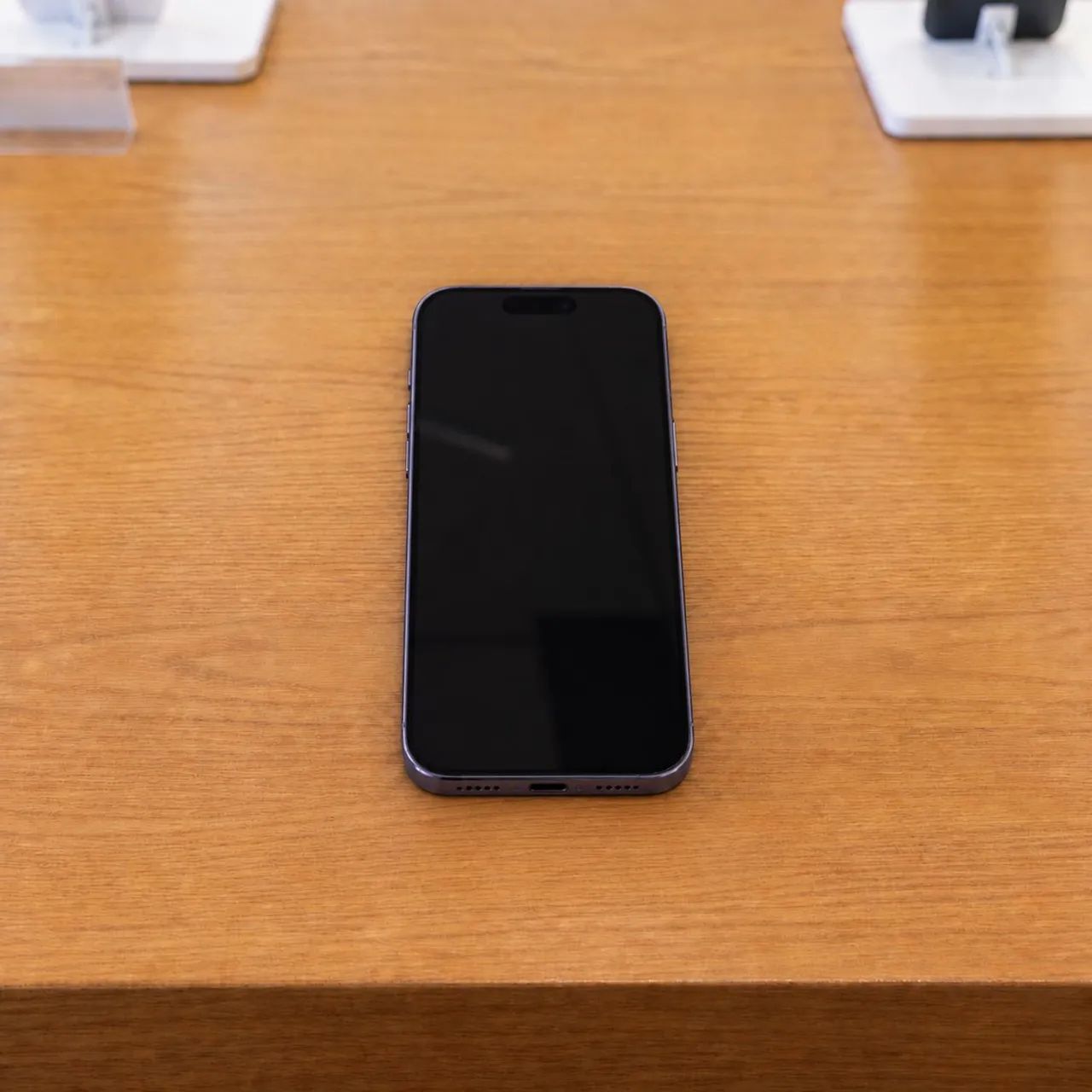 Iphone 14 Pro roxo, 256Gb  - Foto 2