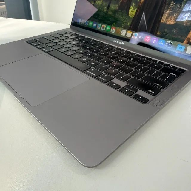 MacBook Air Retina 13 2020 i3 8GB SSD 256GB Space Gray - Notebooks