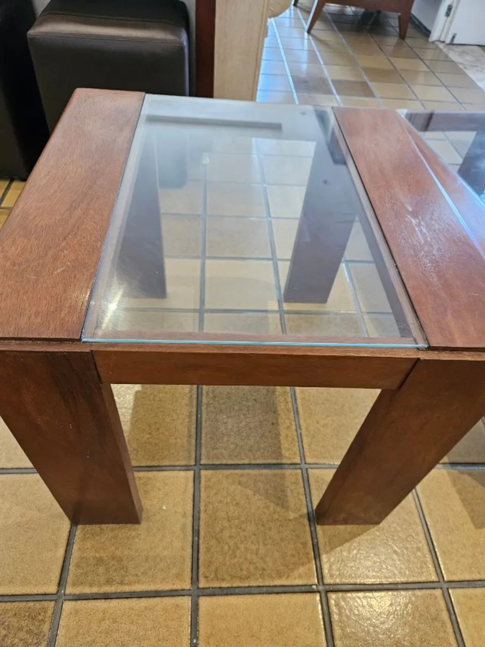 Mesa de centro e lateral