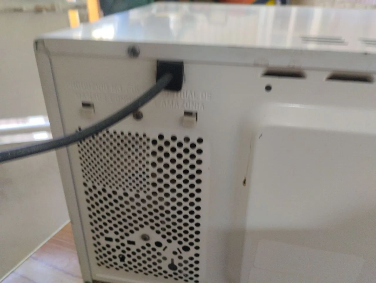 Vendo microondas Eletrolux usado funcionando - Foto 5