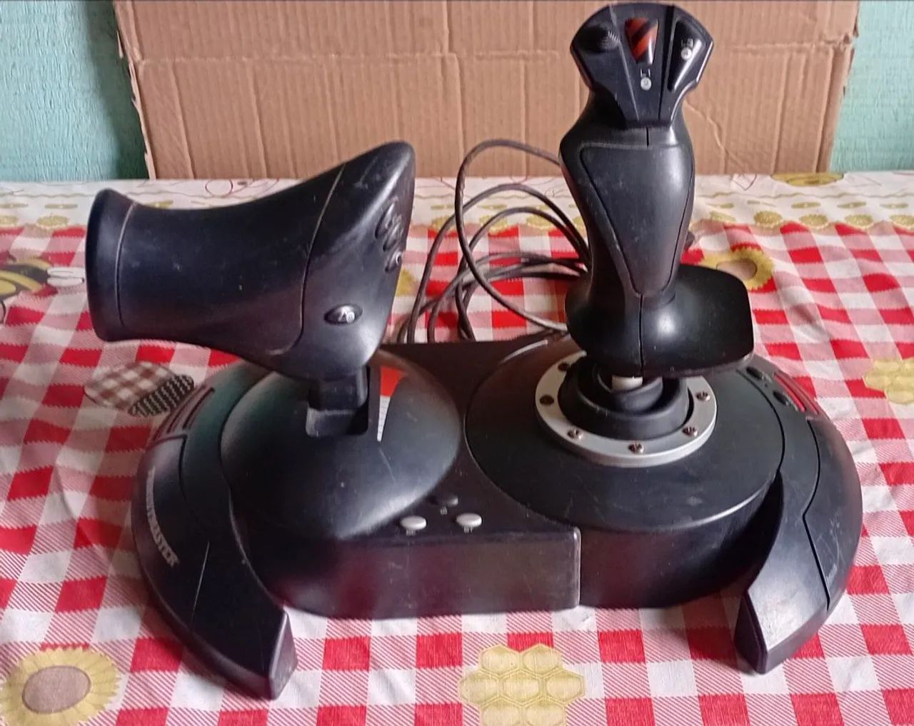 joystick Thrustmaster T.Flight Hotas X, 