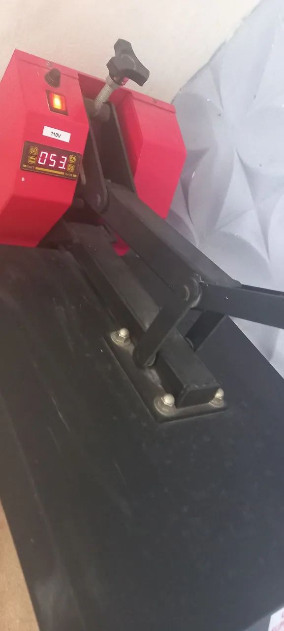 Prensa em perfeito estado de conservação. - Foto 5