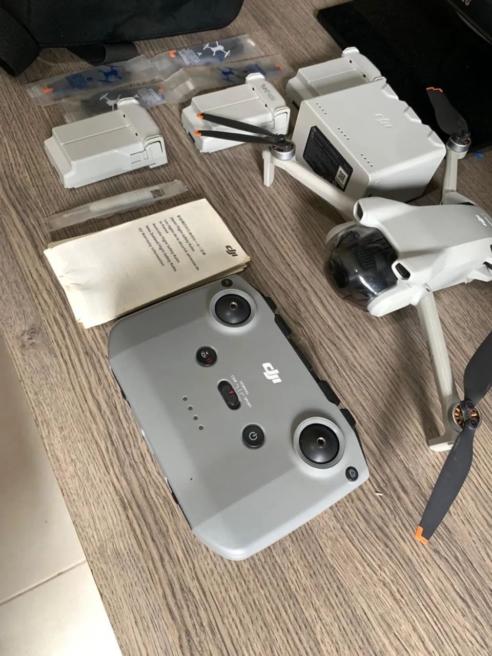 Drone DJI Mini 3 Combo Fly More - ESTADO DE NOVO - Foto 5