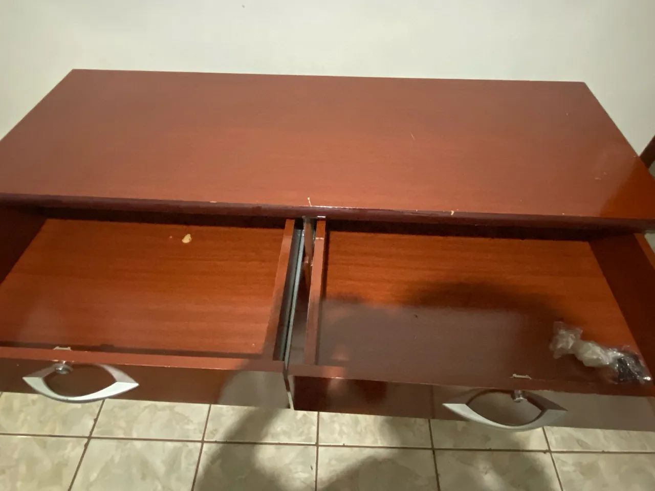 Cômoda 8 gavetas, sendo 2 com chave  - Foto 3