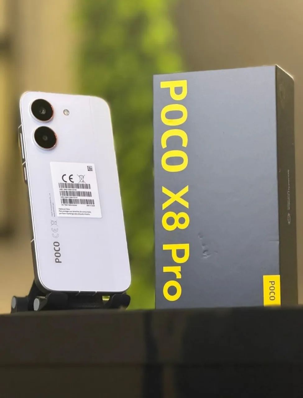 Poco x8 pro 5g 8ram 256gb - novos lançamentos - Celulares e