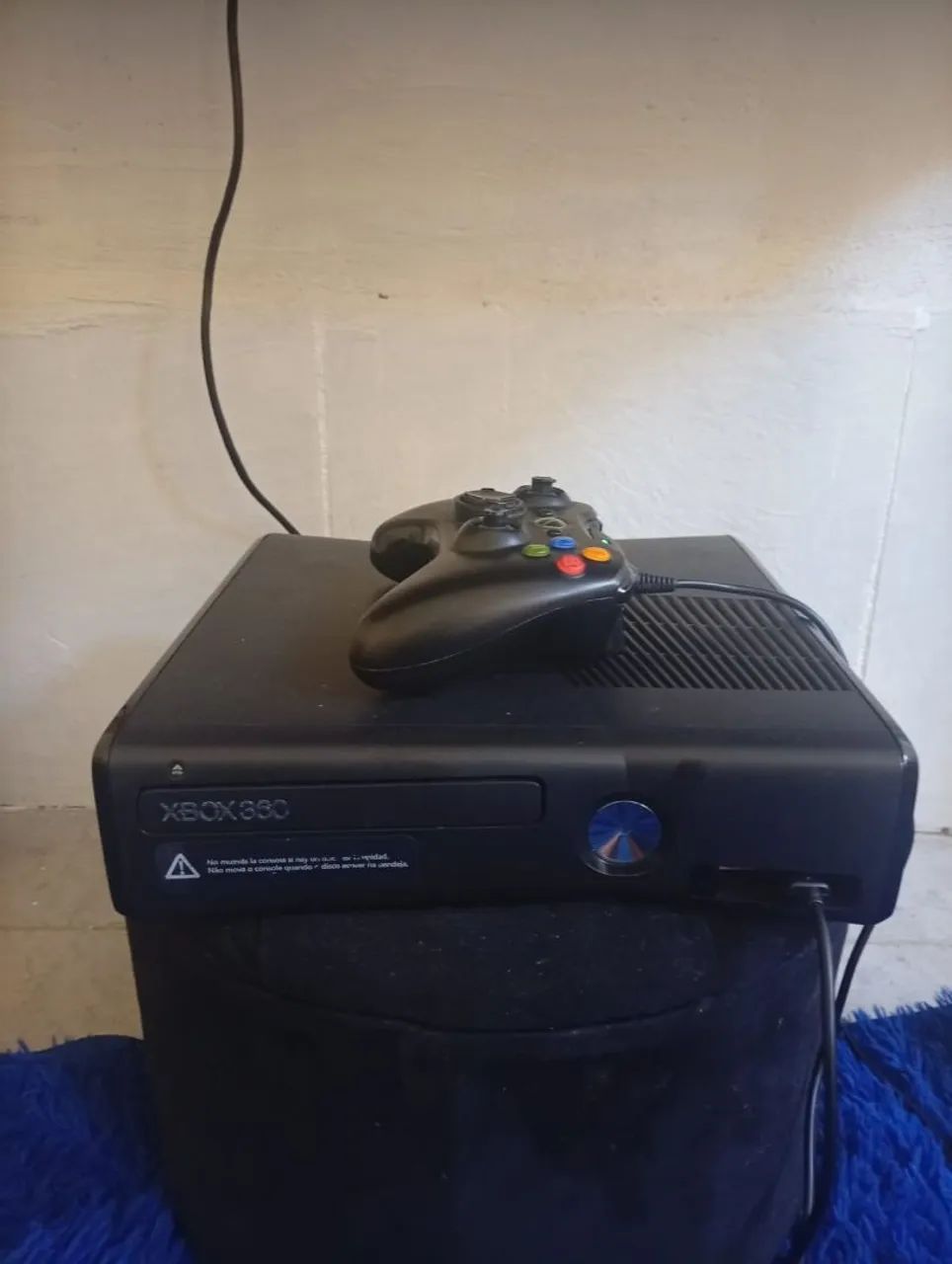 X box 360 com 2 controles  - Foto 3