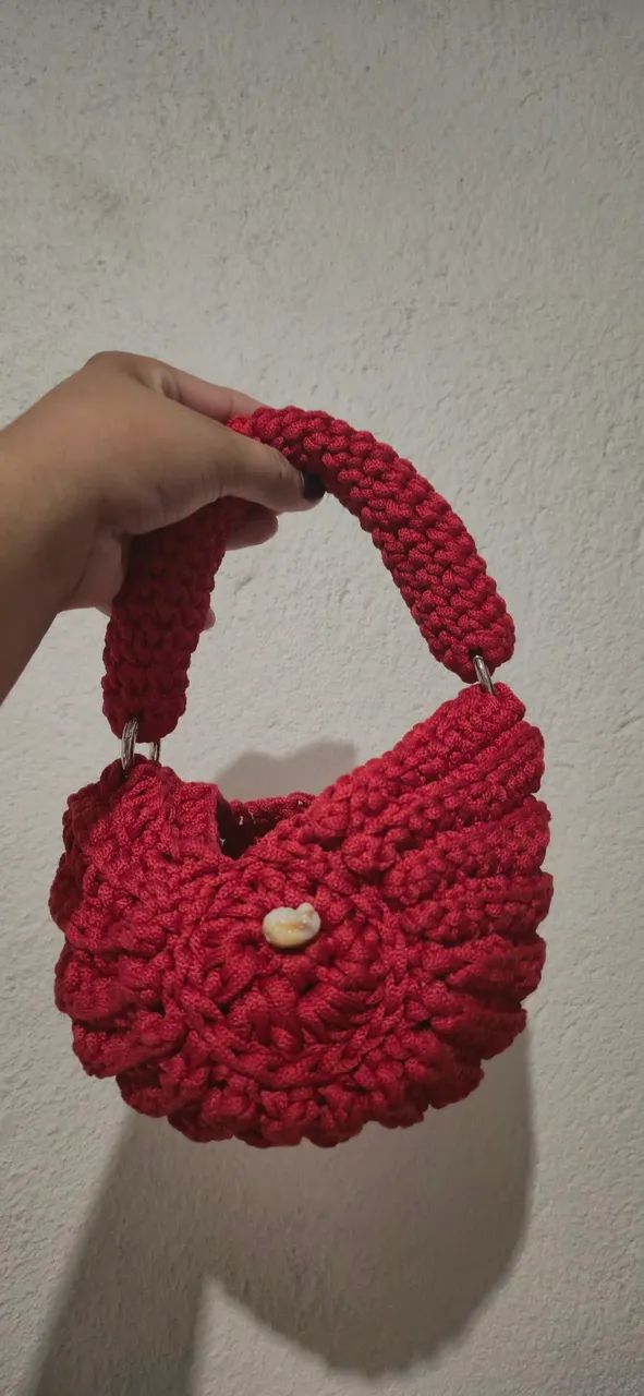 Bolsa modelo concha vermelha - Foto 2