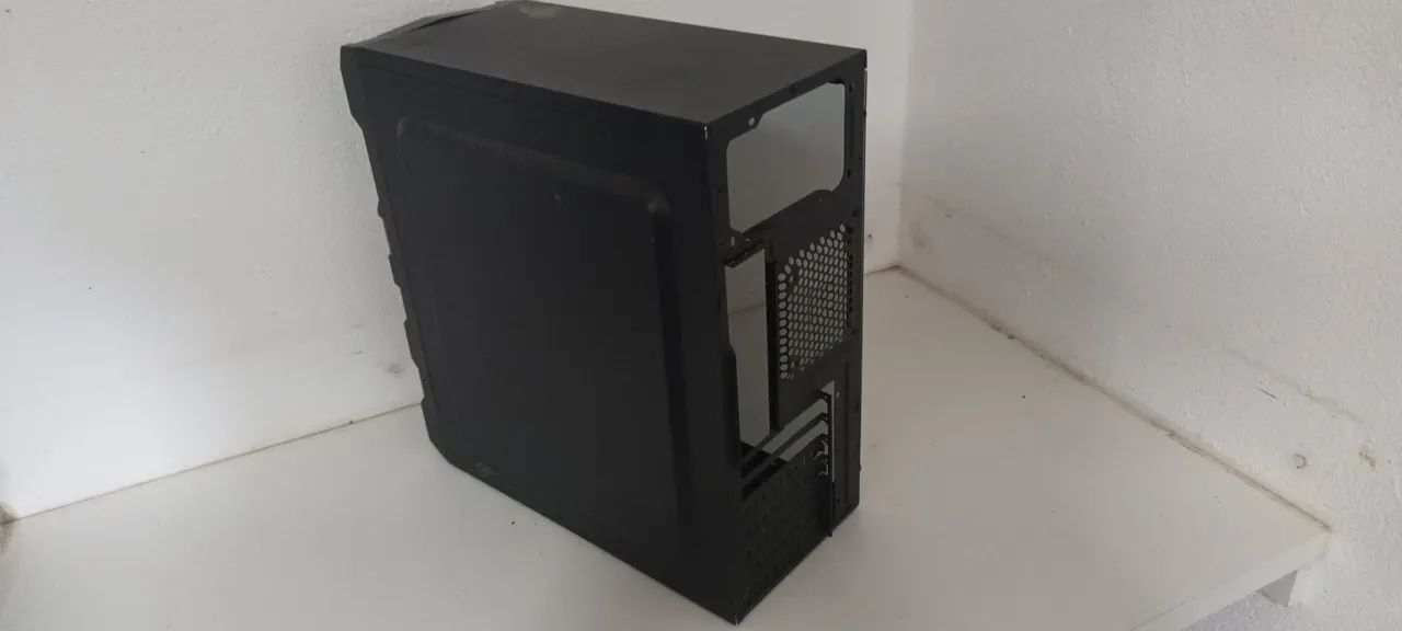 Gabinete mid tower - Foto 2