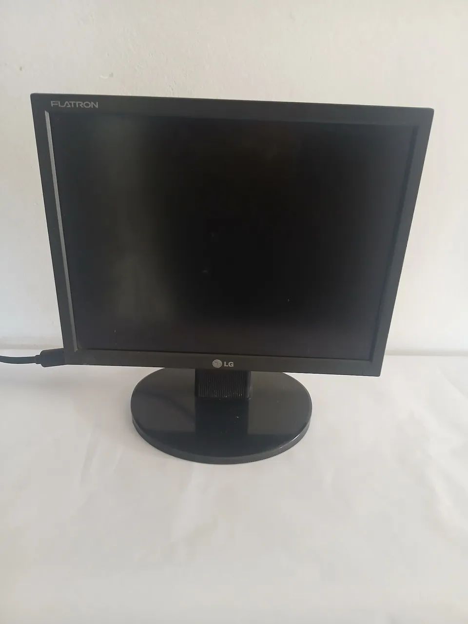Monitor LG Flatron 15 polegadas<br>