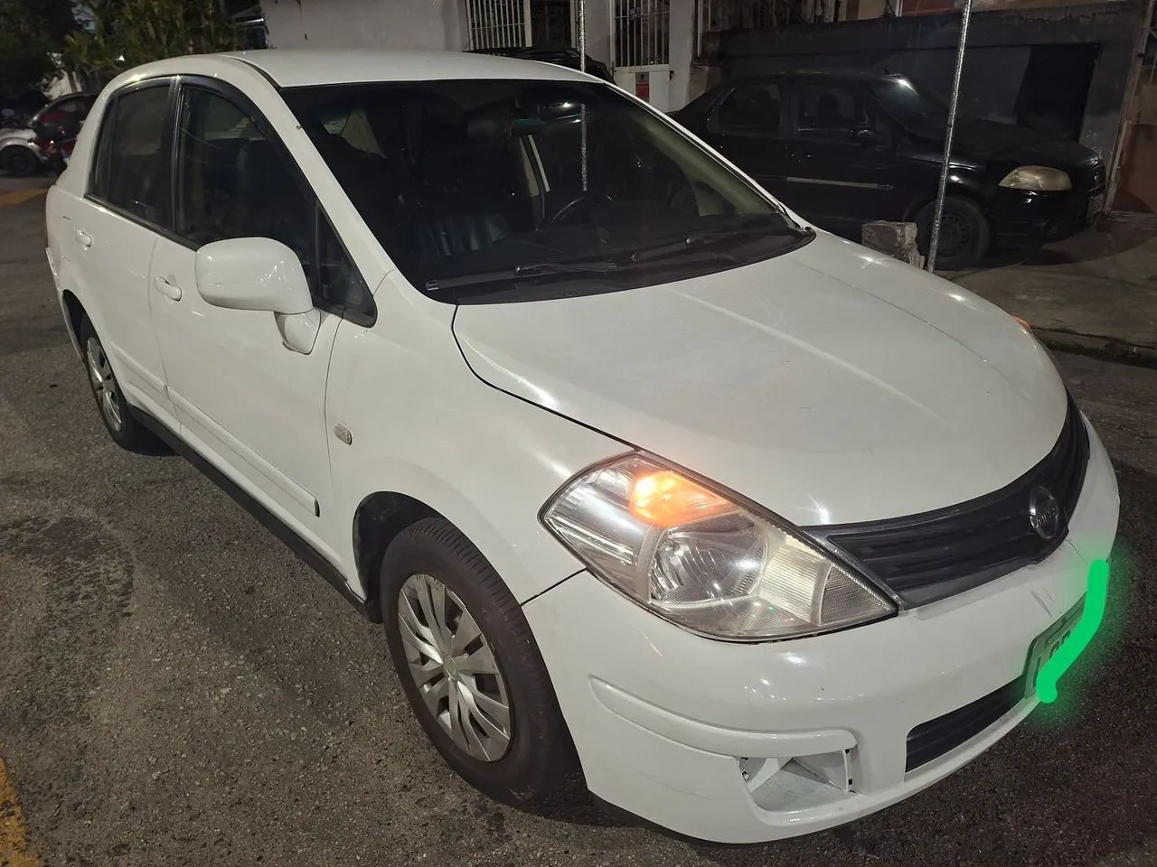 Nissan Tiida 2012